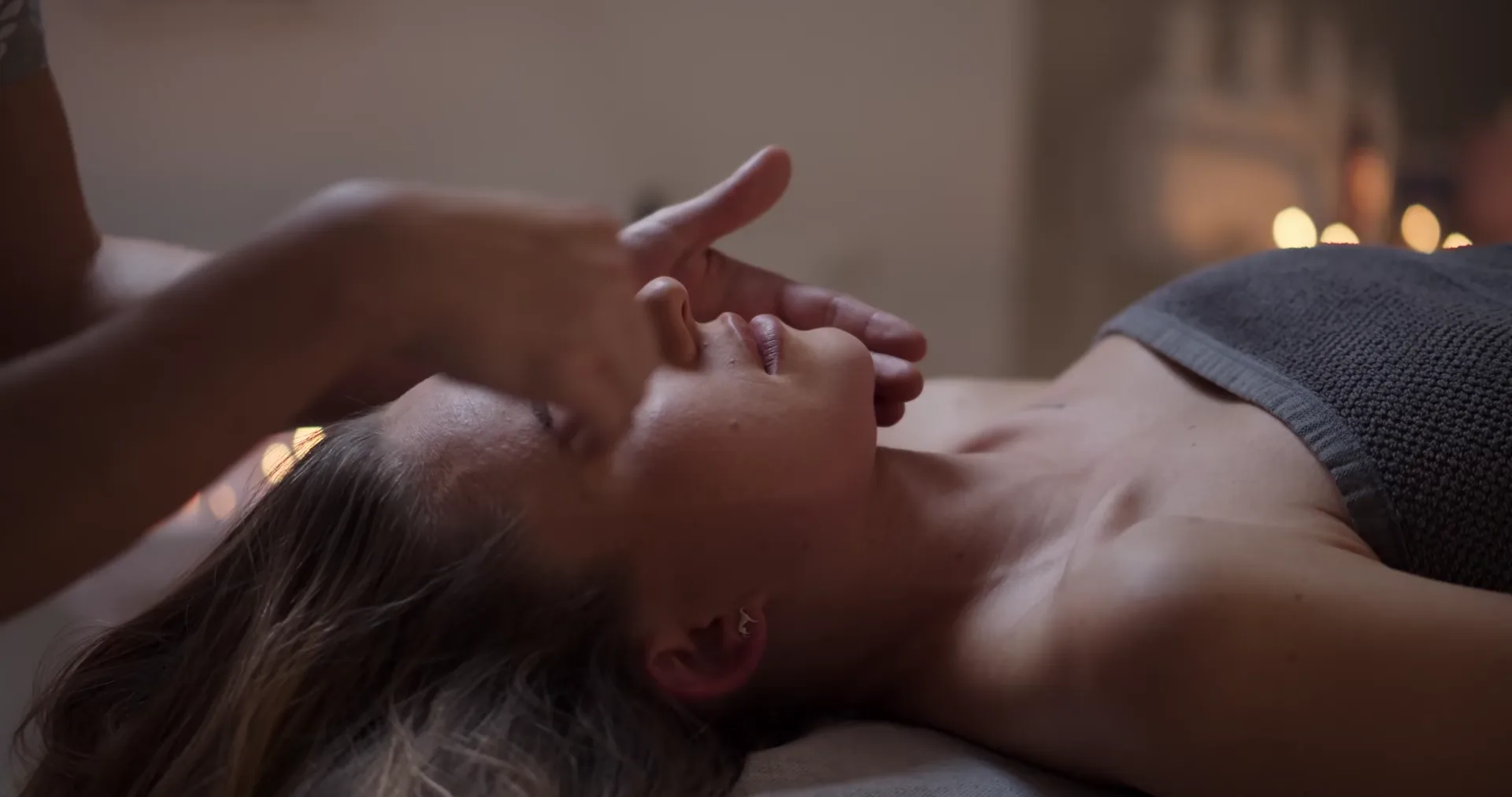 Le Soin Head & Mind, massage visage et tête chez Sereniss à Bruxelles